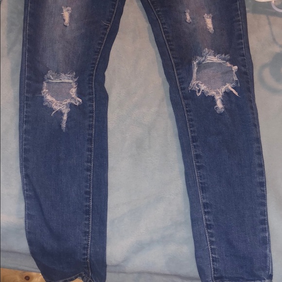 Forever 21 Skinny Jeans - Picture 2 of 3